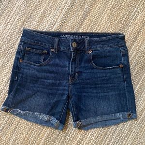 American Eagle outfitters super stretch midi jean shorts size 8.